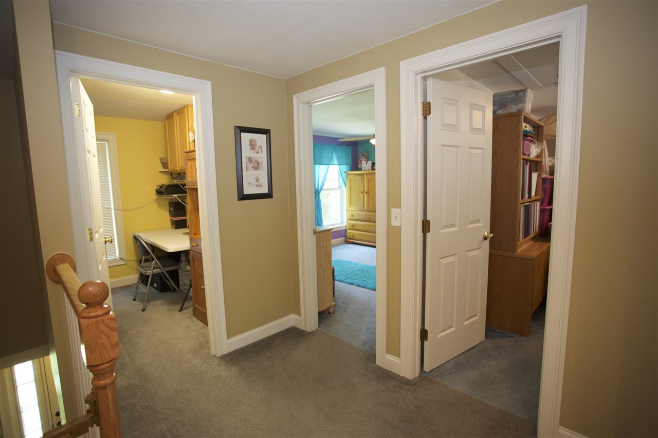 100 Middle Road Deerfield, NH 03037 - Photo 28 of 36
