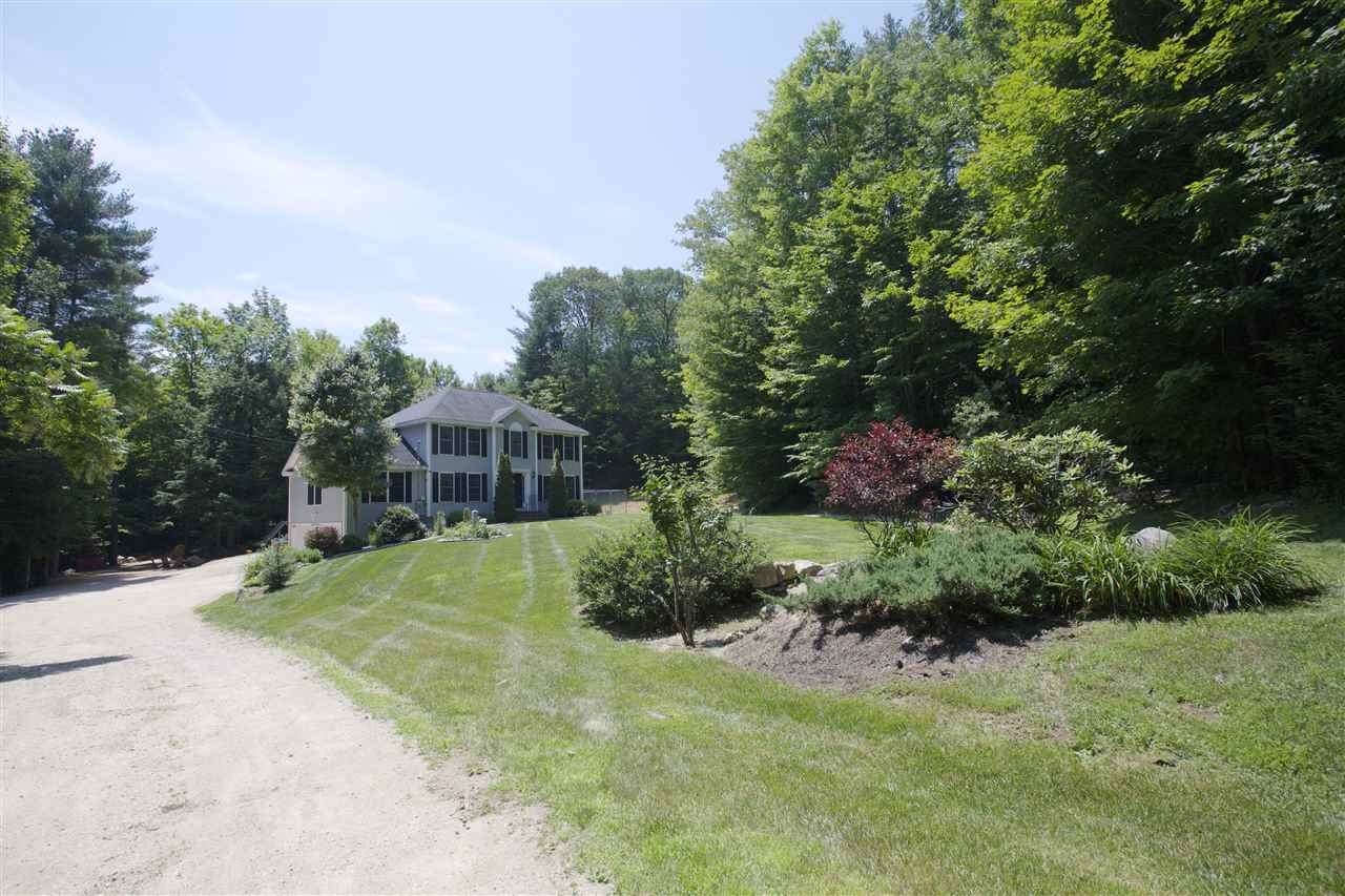 100 Middle Road Deerfield, NH 03037 - Photo 4 of 36
