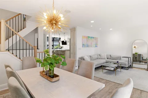 $965,000 | 67 Villas Circle, Melville, NY 11747