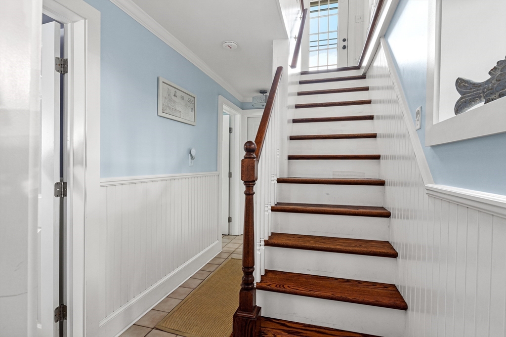 36 Ocean Road North Duxbury, MA 02332 - Photo 19 of 36 a view of entryway