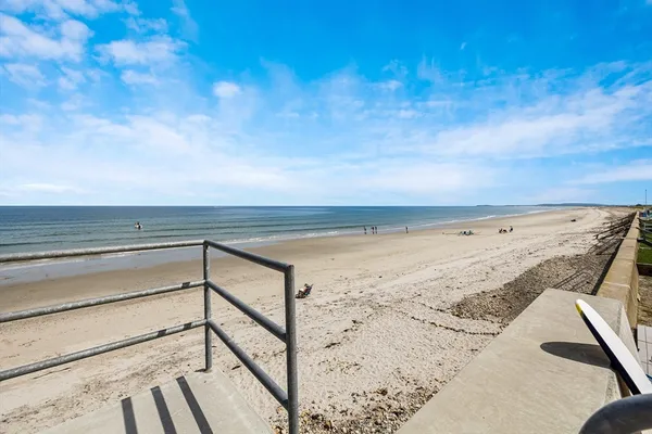 $869,900 | 36 Ocean Road North, Duxbury, MA 02332