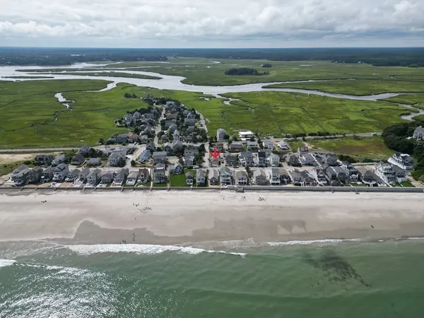 a view of an ocean view