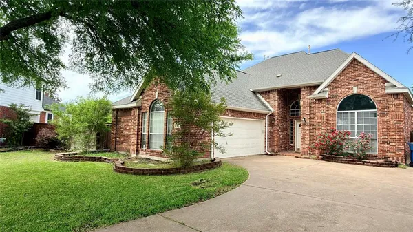 $2,900 | 411 Chatham Street, Sunnyvale, TX 75182
