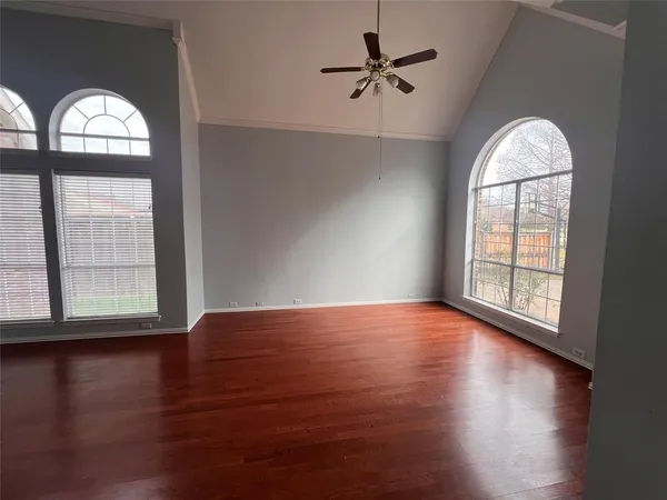 $2,900 | 411 Chatham Street, Sunnyvale, TX 75182