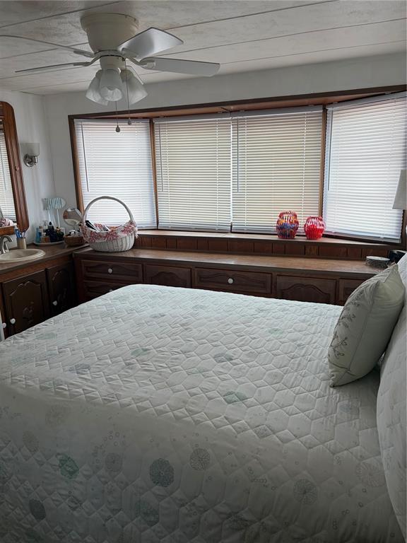 723 Roma Road Venice, FL 34285 - Photo 12 of 32