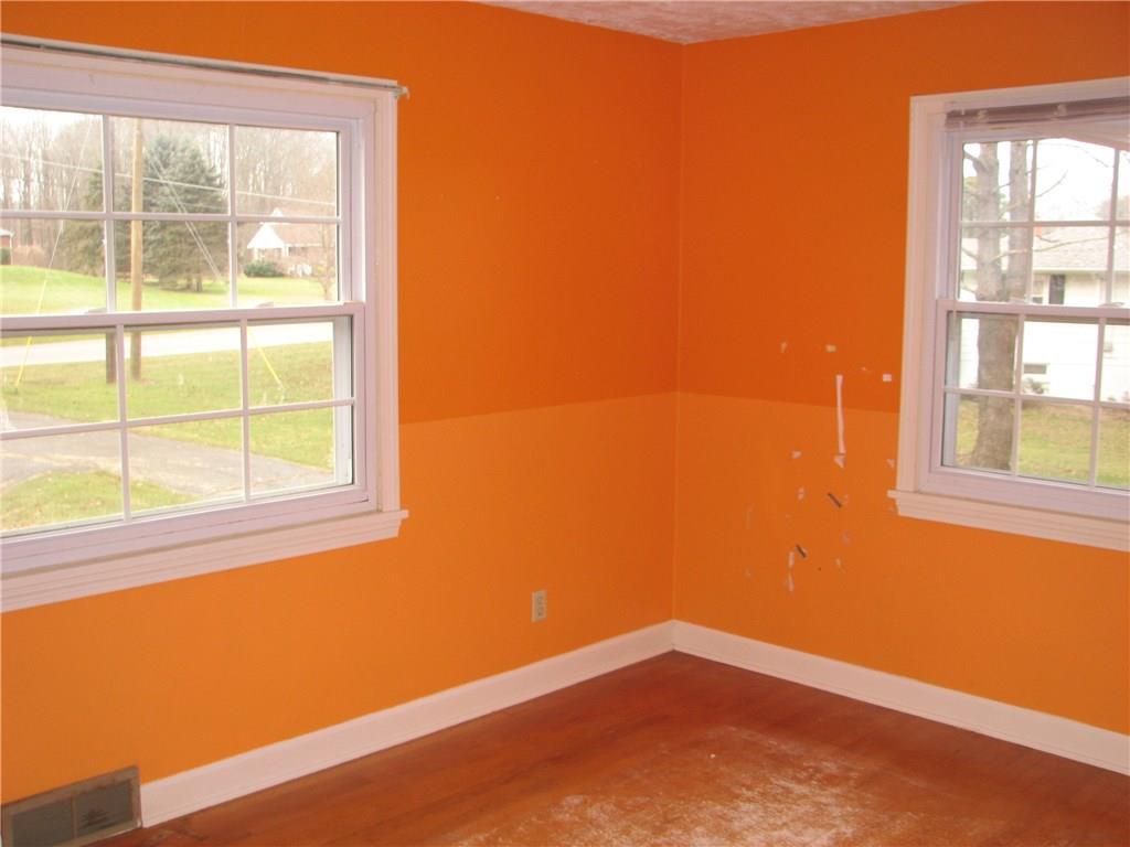 360 North Maple Street Mercer, PA 16137 - Photo 10 of 13 Gallery Image 10