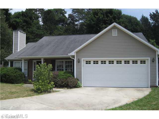 4101 Chilton Way High Point, NC 27265 - Photo 1 of 11 Exterior Front.
