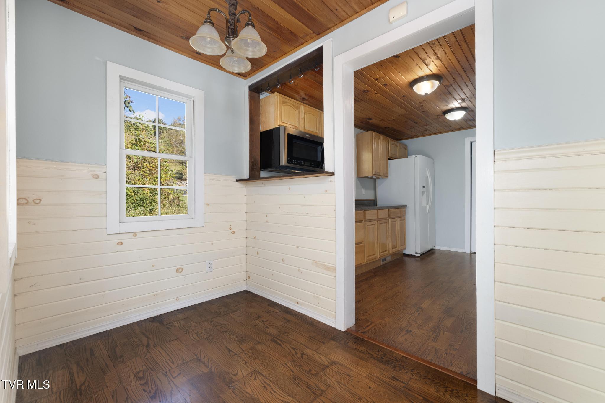 3006 Gap Creek Road Hampton, TN 37658 - Photo 13 of 42 IMG_2009