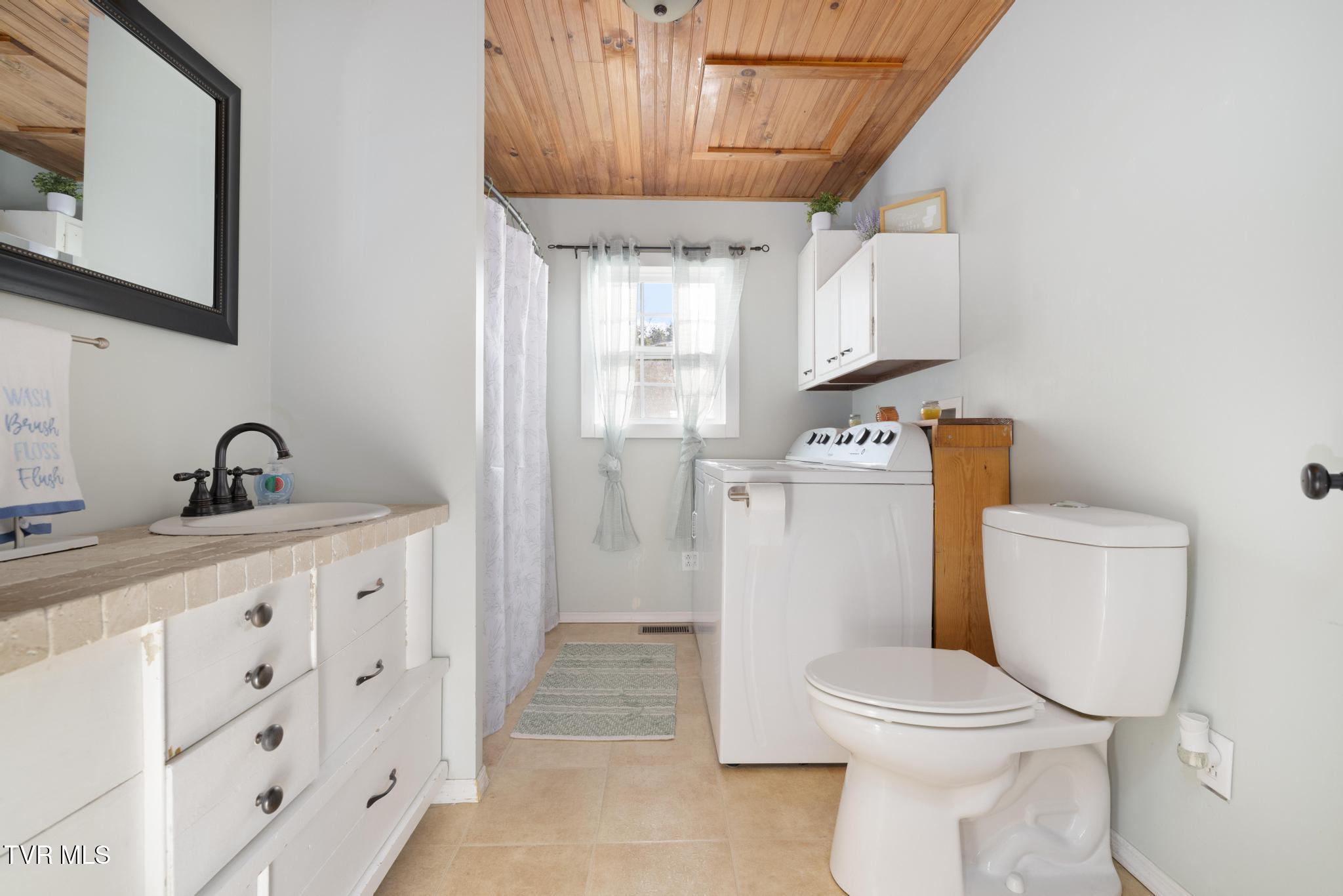 3006 Gap Creek Road Hampton, TN 37658 - Photo 21 of 42 IMG_2050