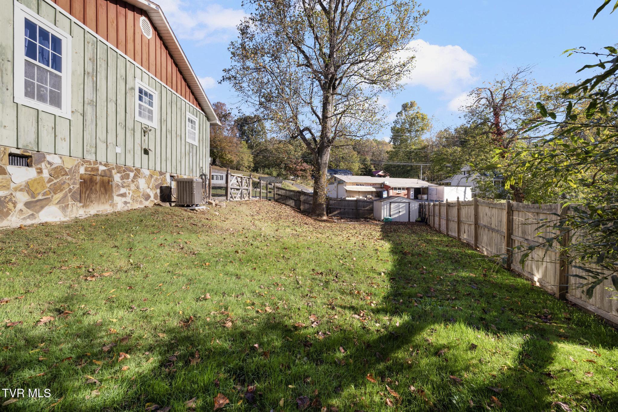 3006 Gap Creek Road Hampton, TN 37658 - Photo 33 of 42 IMG_2086