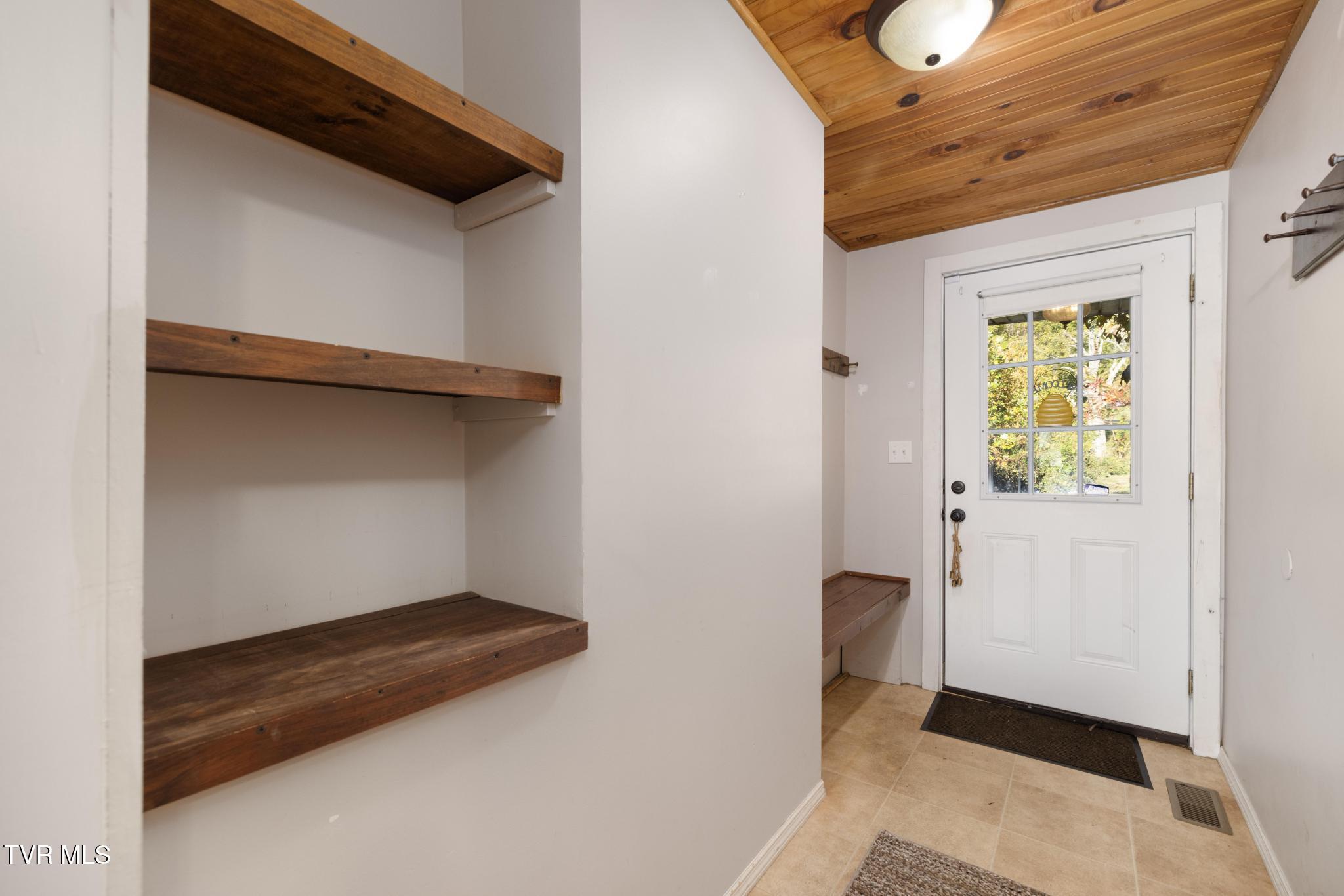 3006 Gap Creek Road Hampton, TN 37658 - Photo 4 of 42 IMG_1929