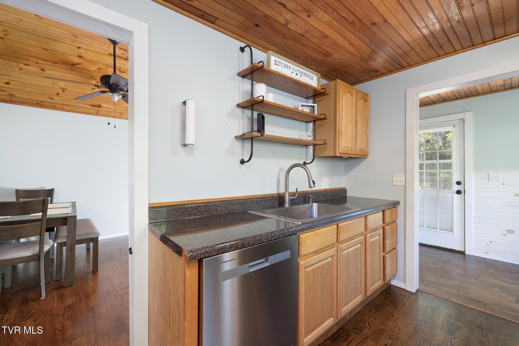 3006 Gap Creek Road Hampton, TN 37658 - Photo 10 of 42 IMG_1985