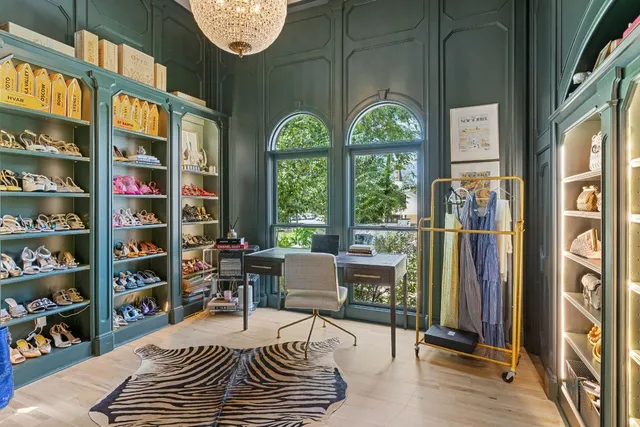 $2,995,000 | 2621 Exposition Boulevard, Austin, TX 78703