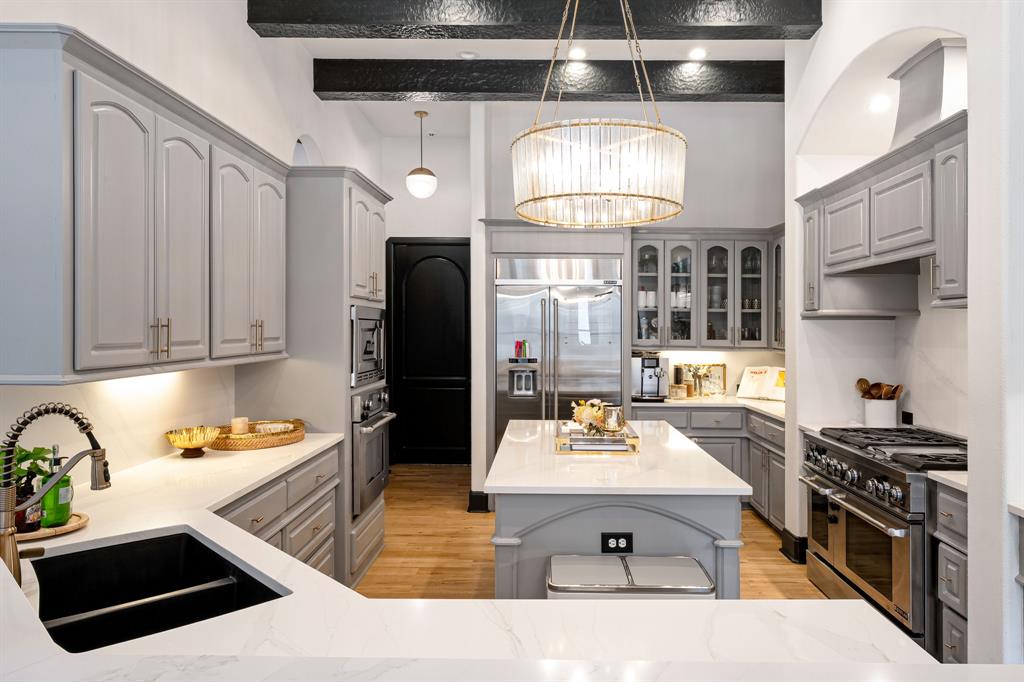 2621 Exposition Boulevard Austin, TX 78703 - Photo 7 of 27