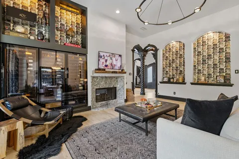 $2,995,000 | 2621 Exposition Boulevard, Austin, TX 78703