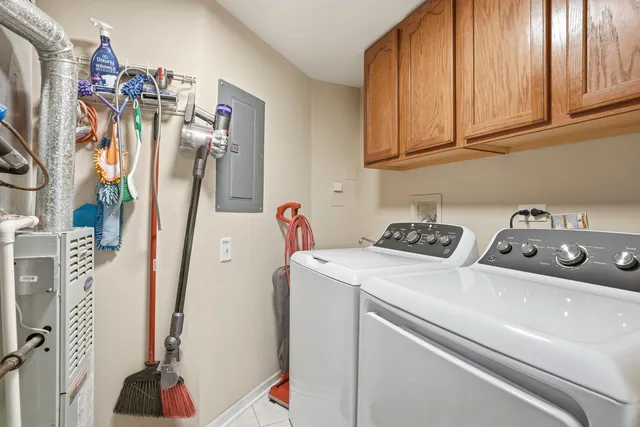 $264,900 | 7767 Bristol Park Drive, Unit 1NW, Tinley Park, IL 60477