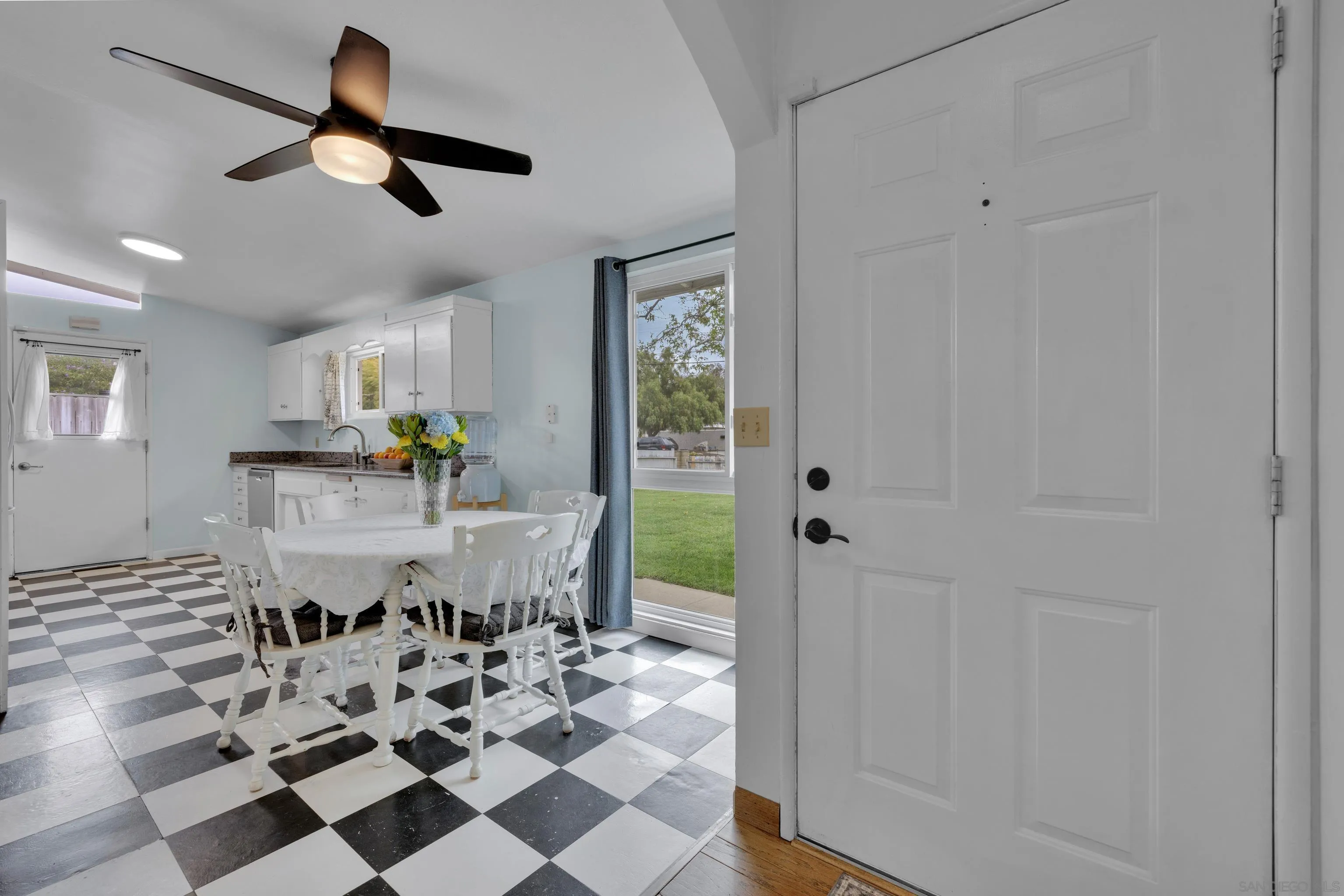 13834 Tobiasson Road Poway, CA 92064 - Photo 16 of 31