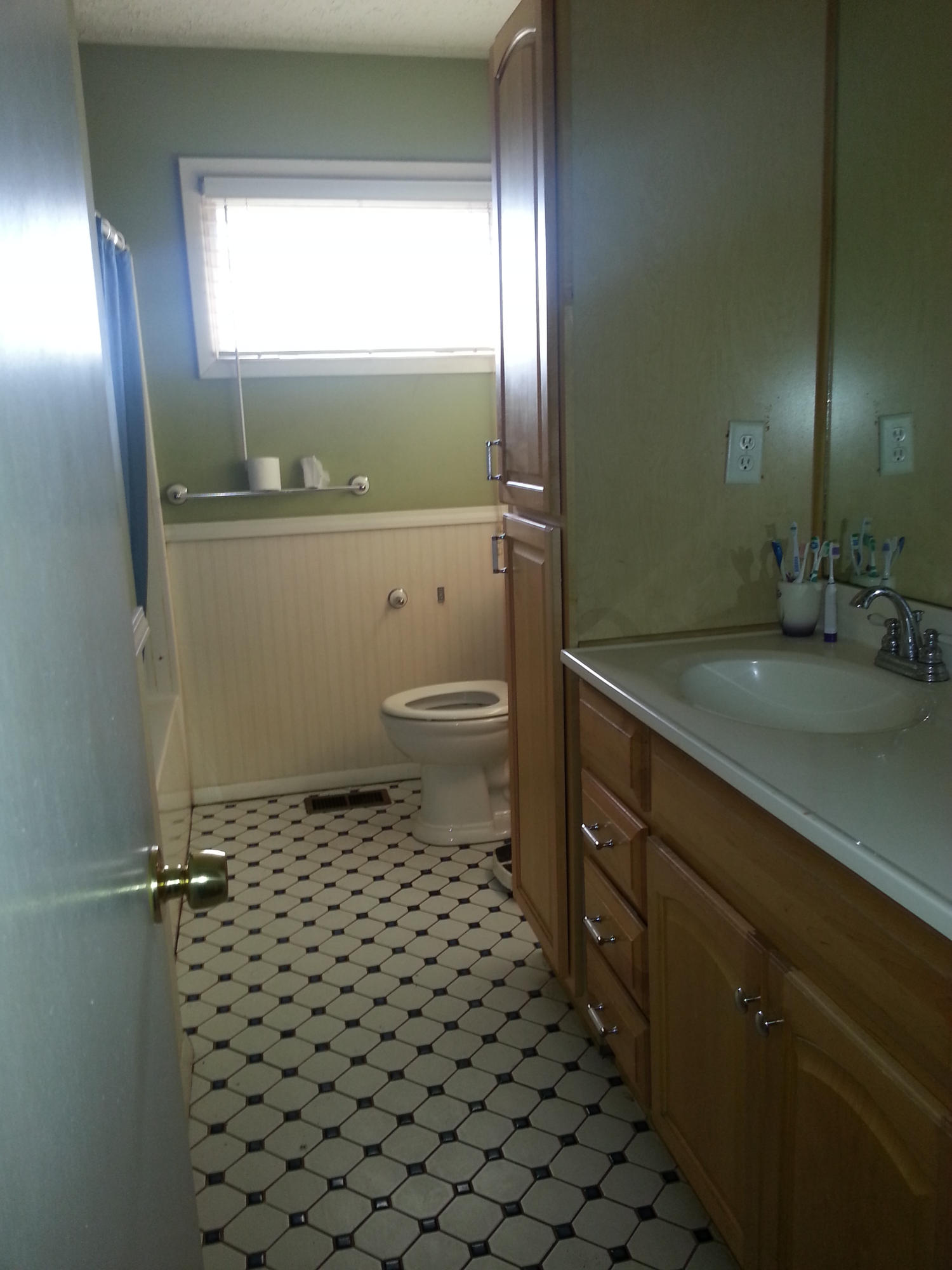 3109 Sanderson Road Knoxville, TN 37921 - Photo 5 of 5 sanderson bathroom