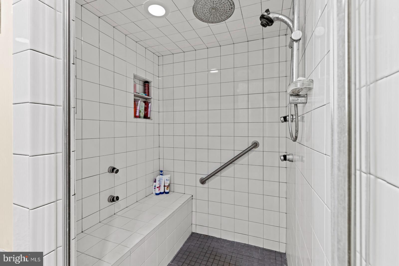 10 Centura Cherry Hill Cherry Hill, NJ 08003 - Photo 24 of 37