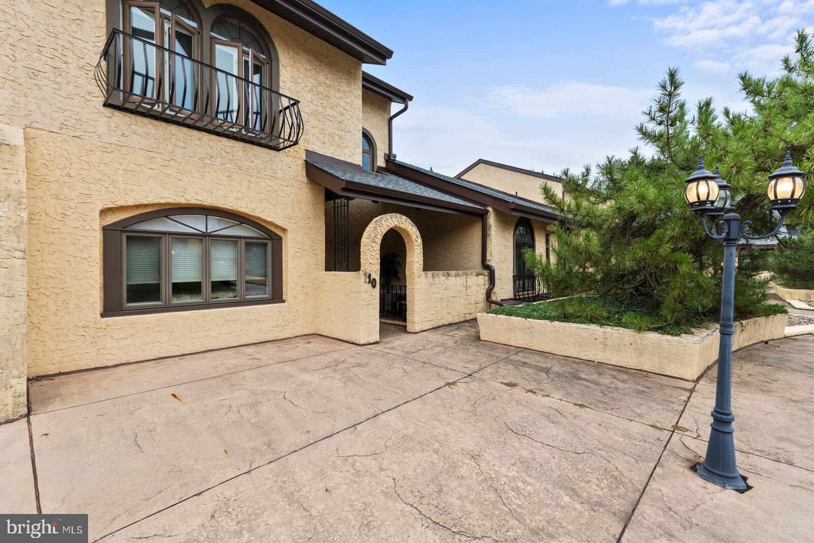 10 Centura Cherry Hill Cherry Hill, NJ 08003 - Photo 3 of 37