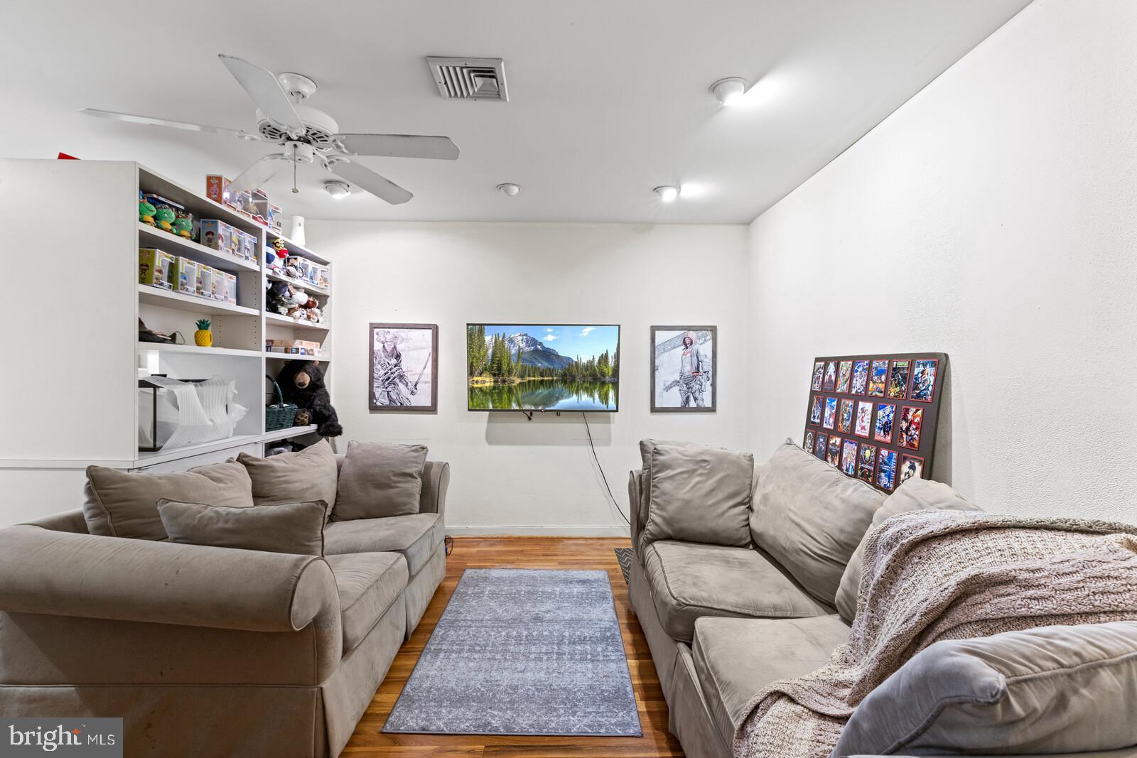 10 Centura Cherry Hill Cherry Hill, NJ 08003 - Photo 31 of 37