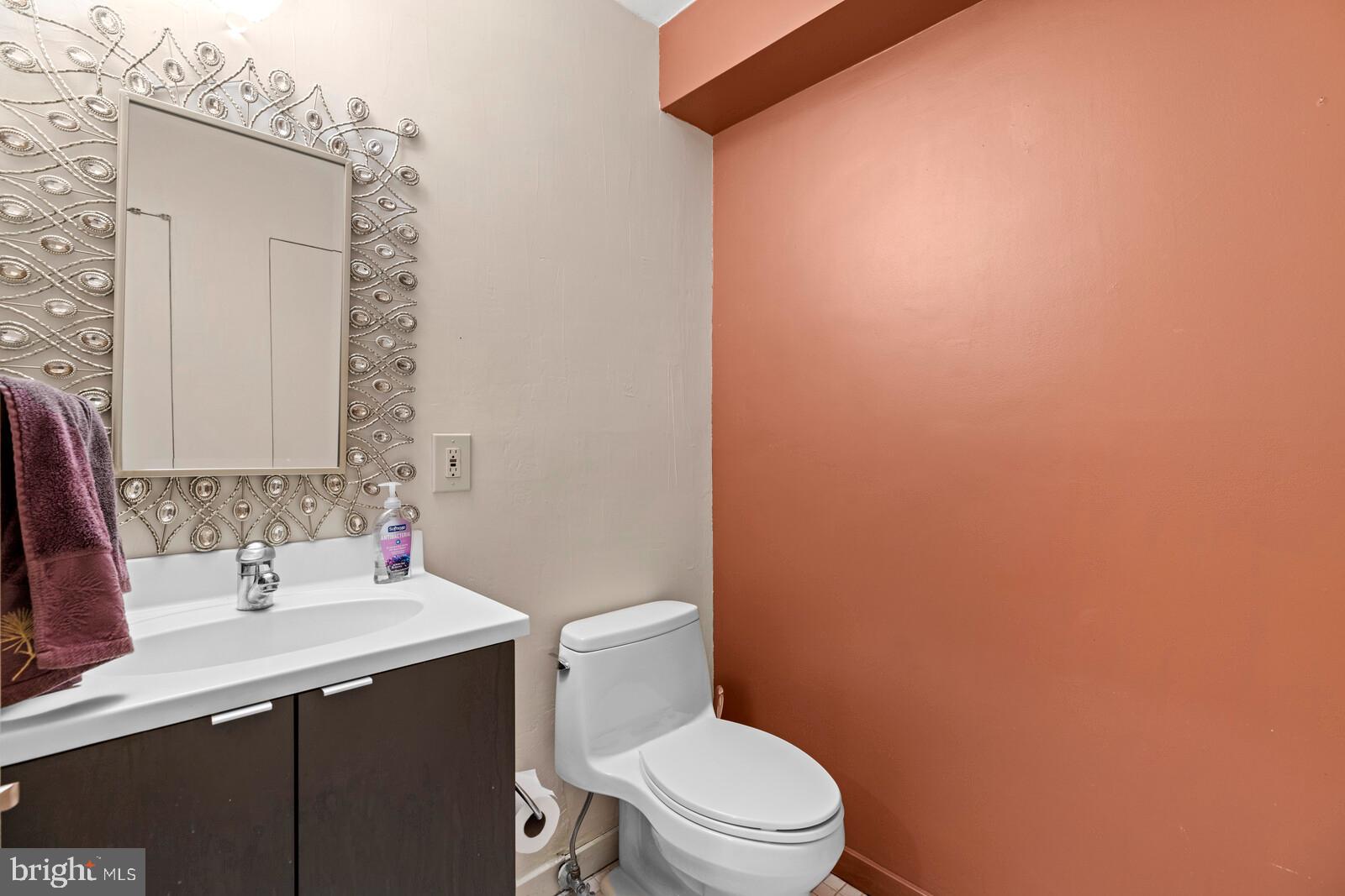 10 Centura Cherry Hill Cherry Hill, NJ 08003 - Photo 6 of 37