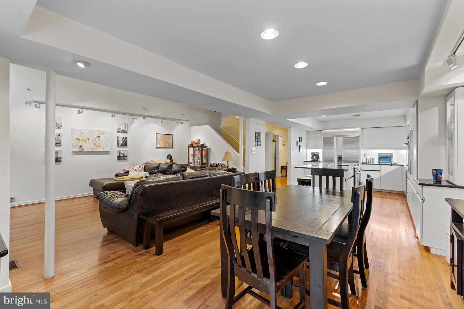 10 Centura Cherry Hill Cherry Hill, NJ 08003 - Photo 7 of 37