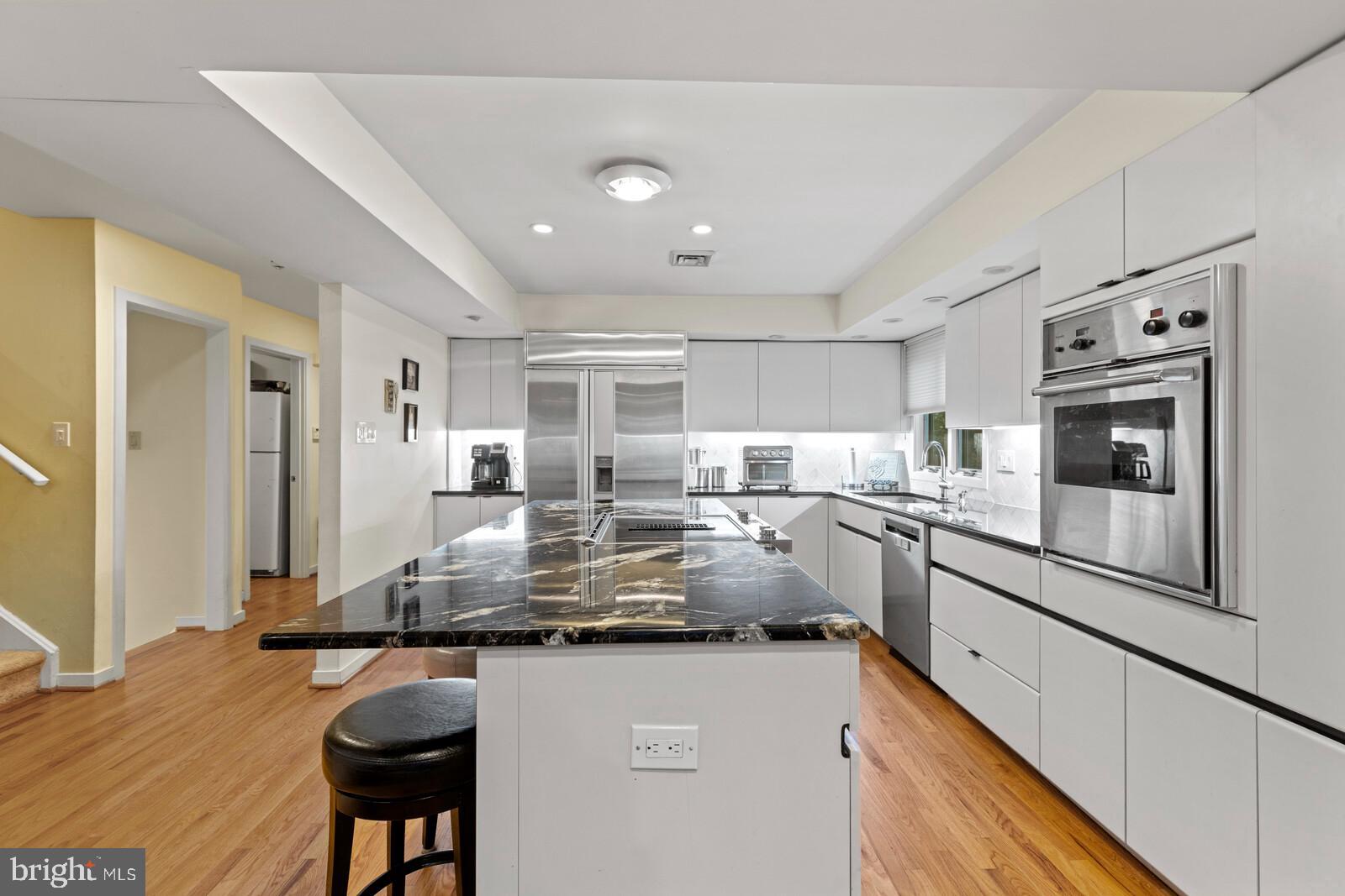 10 Centura Cherry Hill Cherry Hill, NJ 08003 - Photo 8 of 37