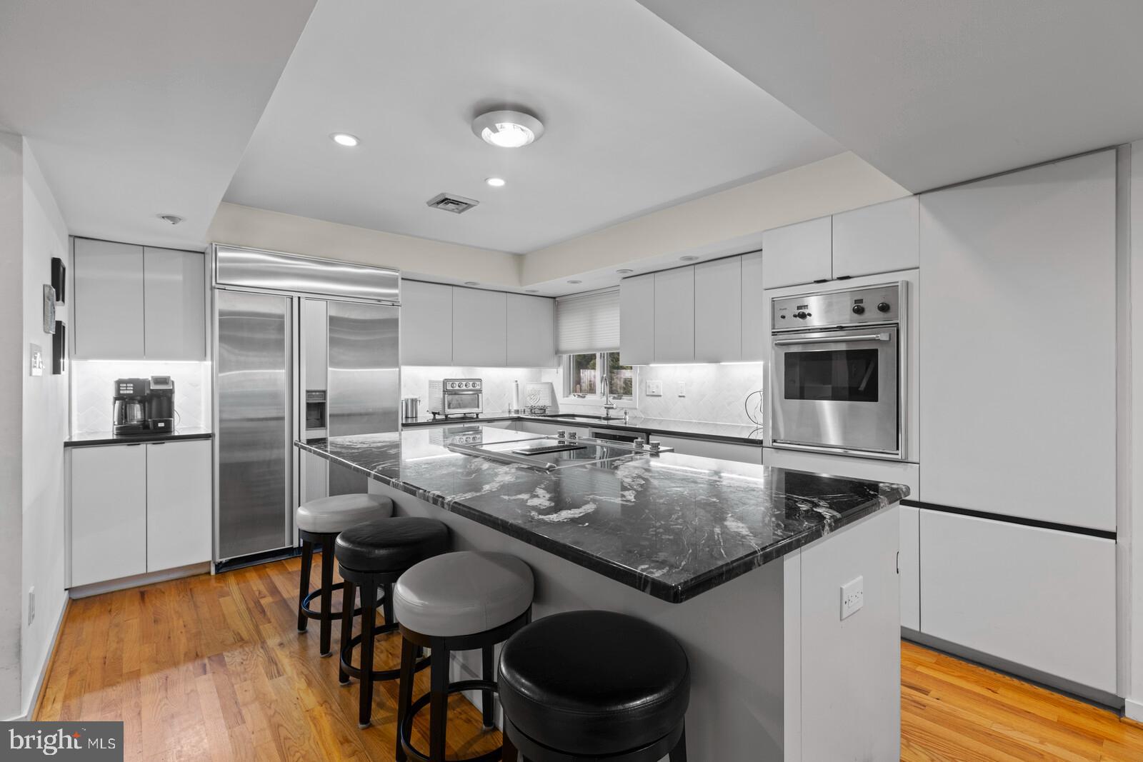 10 Centura Cherry Hill Cherry Hill, NJ 08003 - Photo 9 of 37