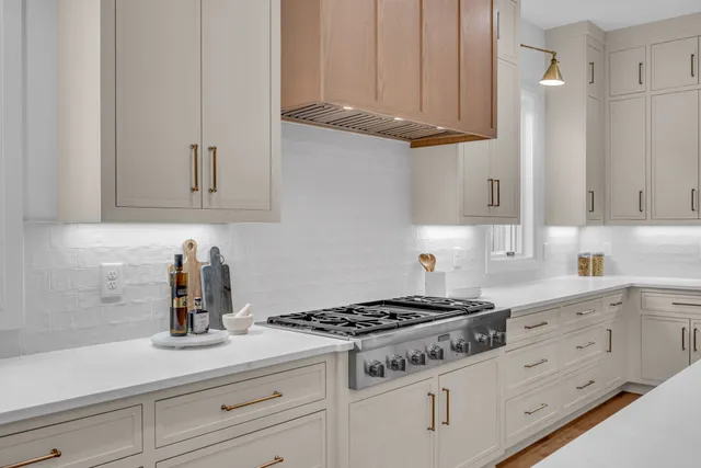 $3,399,900 | 1009 Graybar Lane, Nashville, TN 37204