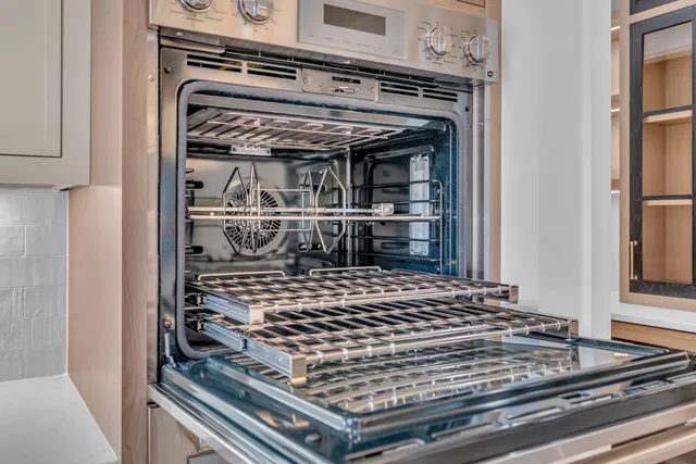 $3,399,900 | 1009 Graybar Lane, Nashville, TN 37204