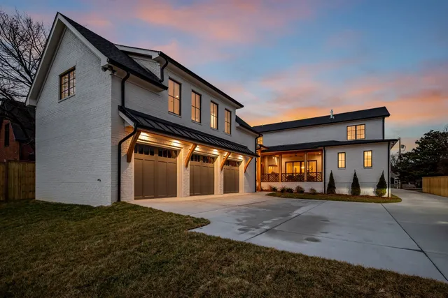 $3,399,900 | 1009 Graybar Lane, Nashville, TN 37204