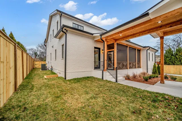 $3,399,900 | 1009 Graybar Lane, Nashville, TN 37204