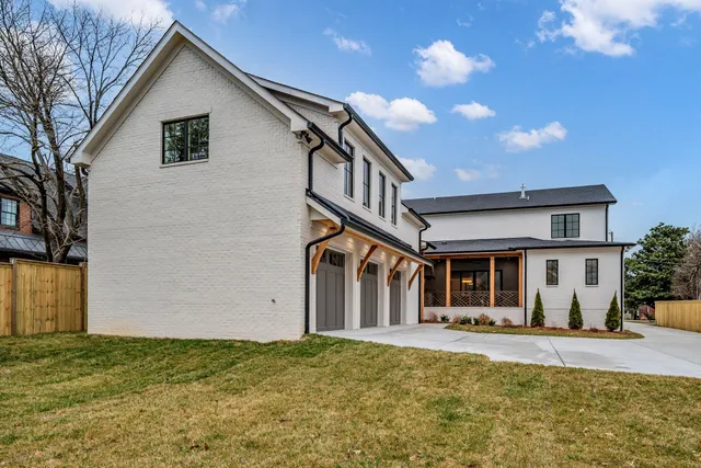 $3,399,900 | 1009 Graybar Lane, Nashville, TN 37204