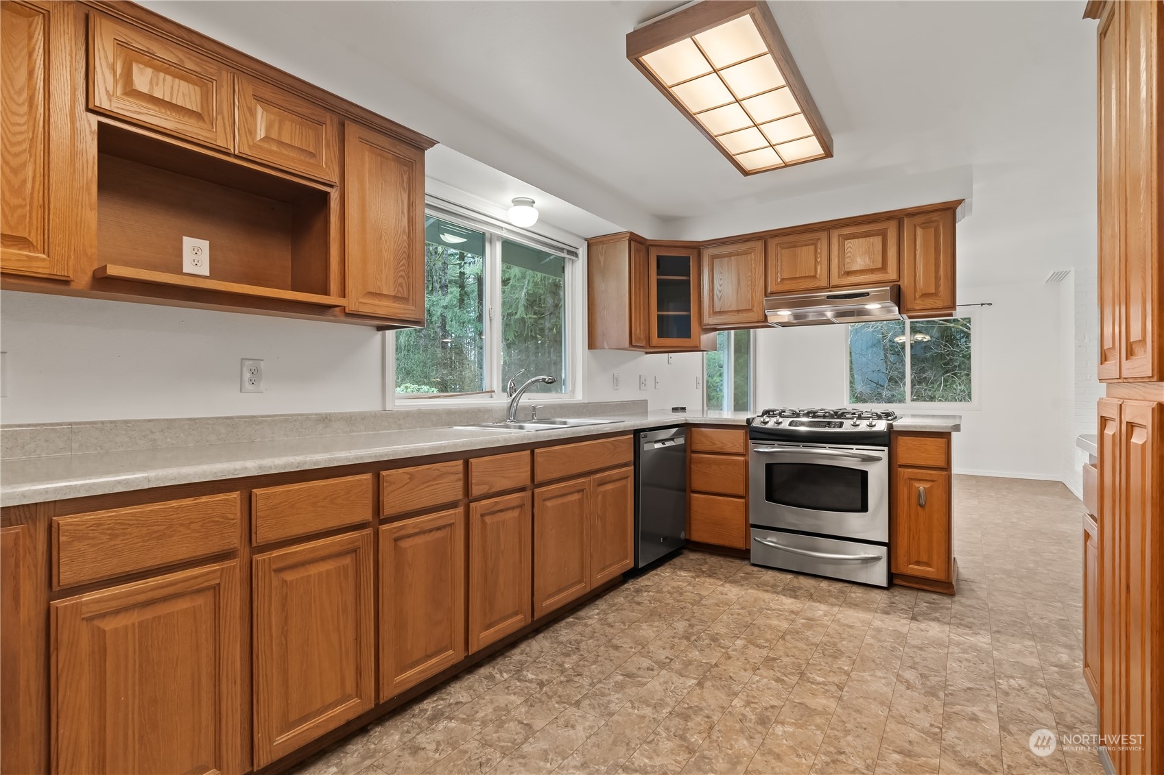 5830 Delphi Road Southwest Olympia, WA 98512 - Photo 15 of 40 Gallery Image 15