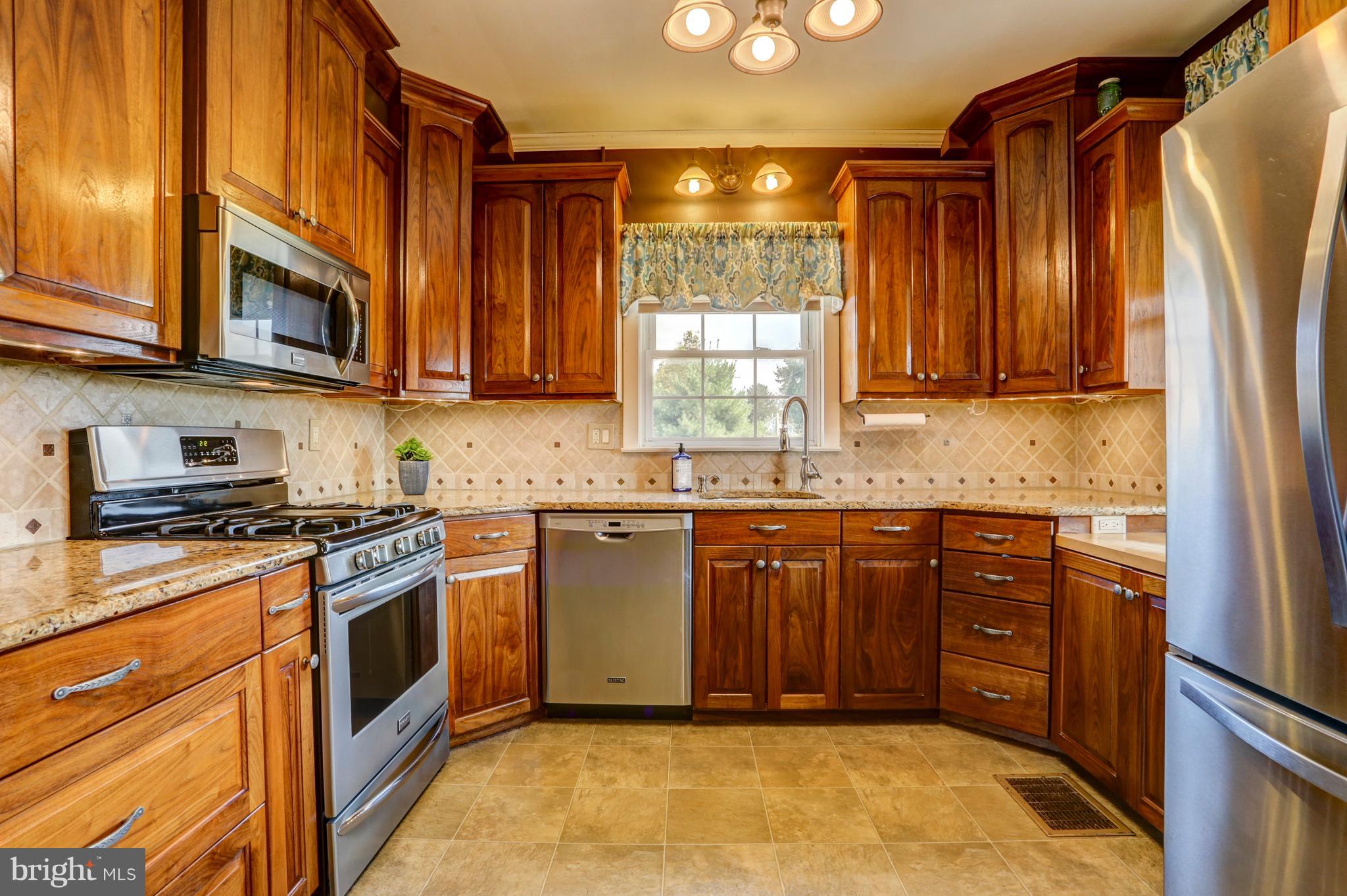 954 Hossler Road Manheim, PA 17545 - Photo 19 of 48