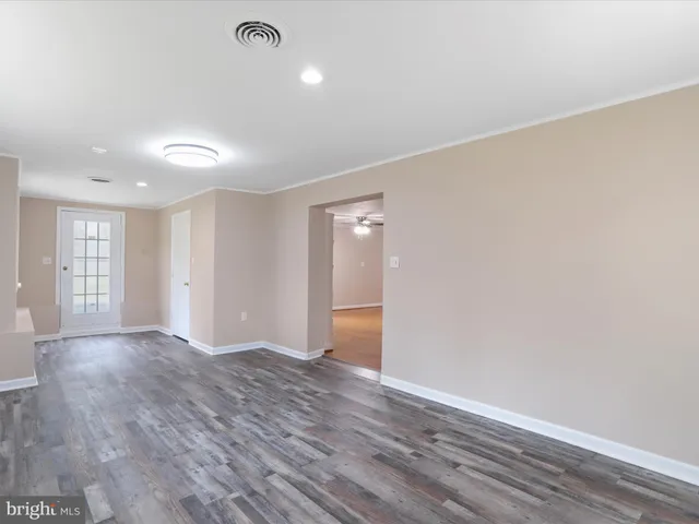 $325,000 | 112 Riverview Drive, Falling Waters, WV 25419