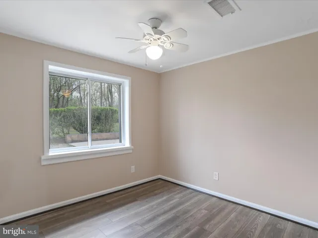 $325,000 | 112 Riverview Drive, Falling Waters, WV 25419