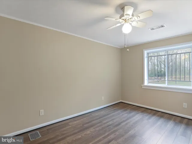 $325,000 | 112 Riverview Drive, Falling Waters, WV 25419