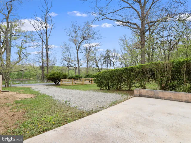 $325,000 | 112 Riverview Drive, Falling Waters, WV 25419