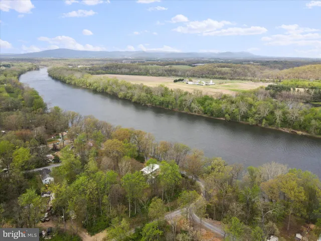 $325,000 | 112 Riverview Drive, Falling Waters, WV 25419