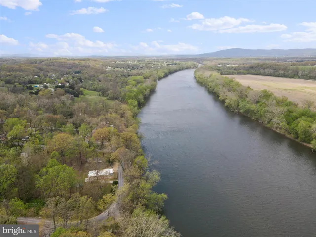 $325,000 | 112 Riverview Drive, Falling Waters, WV 25419