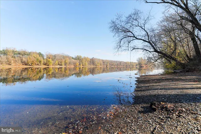 $325,000 | 112 Riverview Drive, Falling Waters, WV 25419