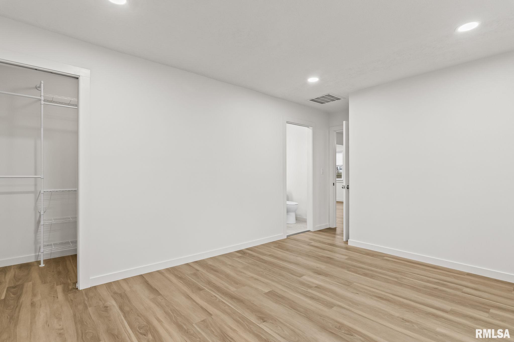 504 West Chestnut Street Chatham, IL 62629 - Photo 20 of 33