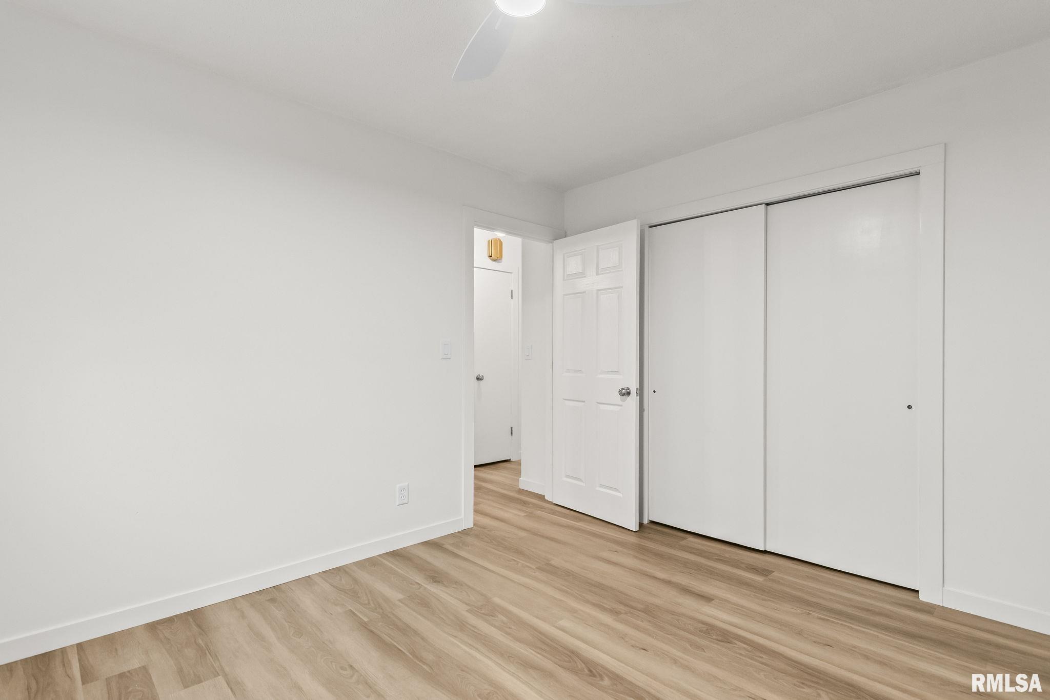 504 West Chestnut Street Chatham, IL 62629 - Photo 23 of 33