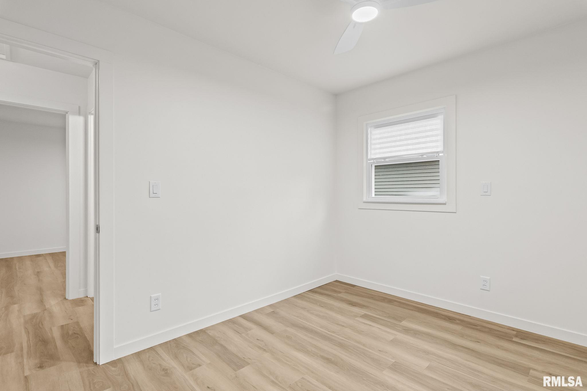 504 West Chestnut Street Chatham, IL 62629 - Photo 24 of 33