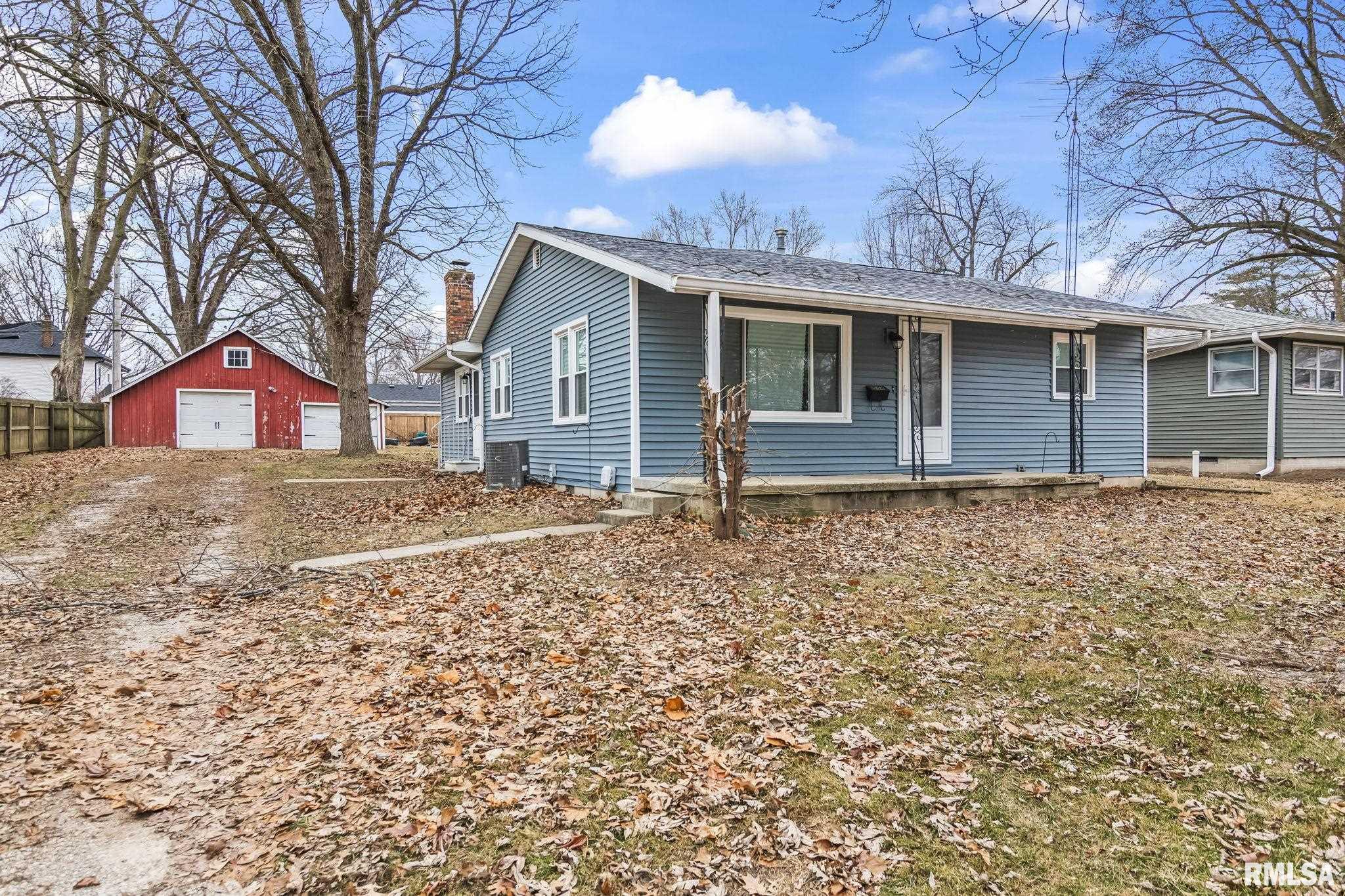 504 West Chestnut Street Chatham, IL 62629 - Photo 3 of 33