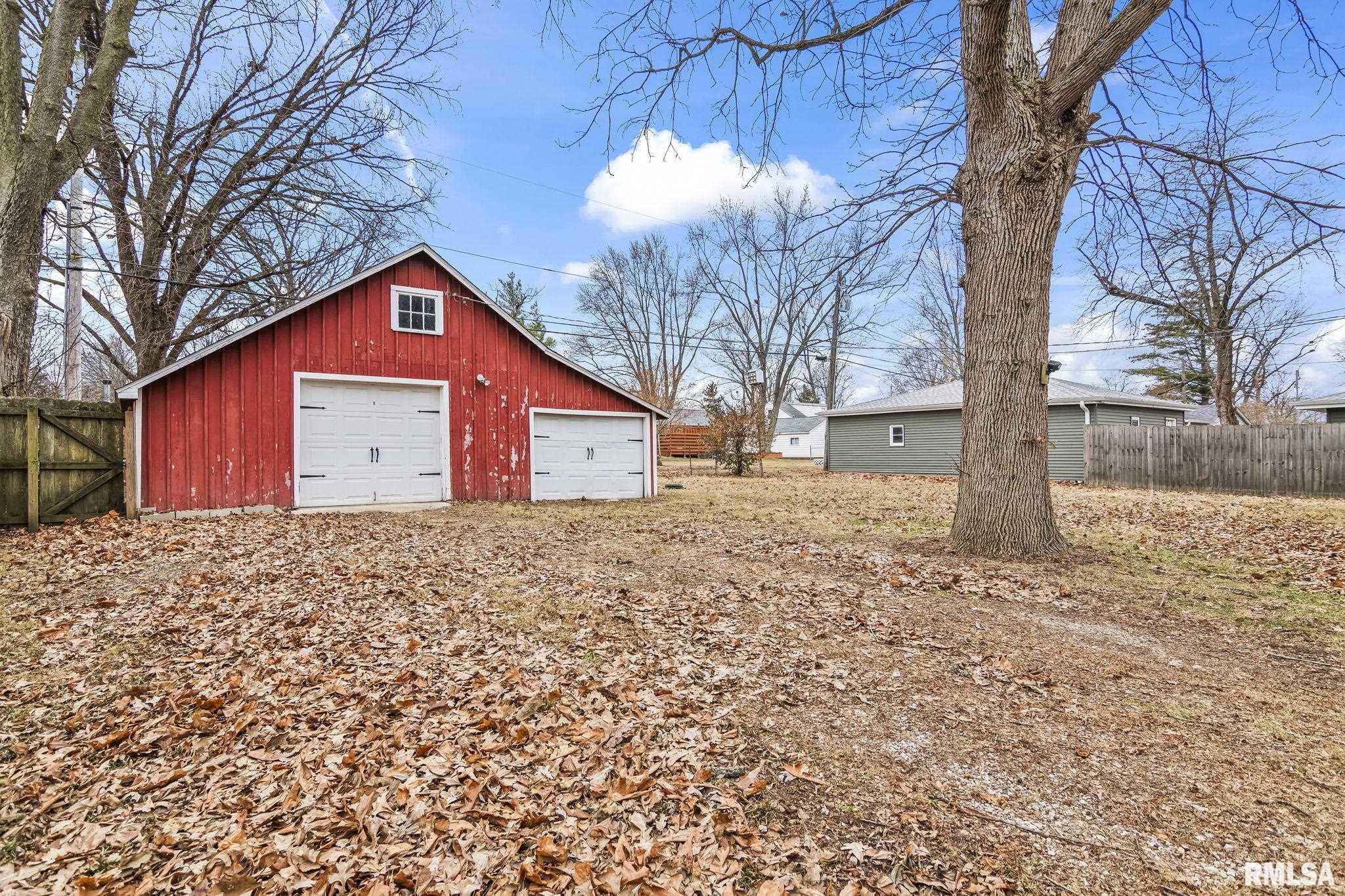 504 West Chestnut Street Chatham, IL 62629 - Photo 32 of 33