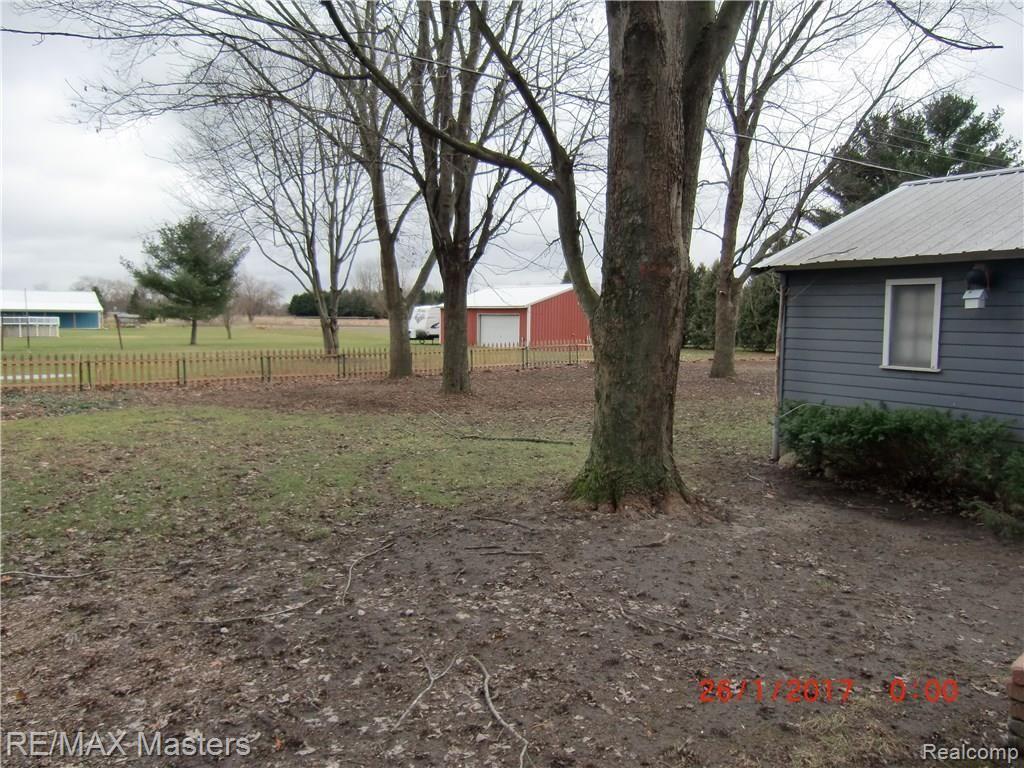 24701 Haggerty Road New Boston, MI 48164 - Photo 17 of 33 CIMG3650.JPG