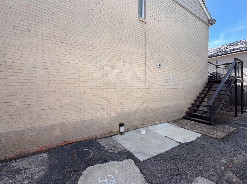 7734 Meadow Road, Unit 223 Dallas, TX 75230 - Photo 24 of 27 Gallery Image 24